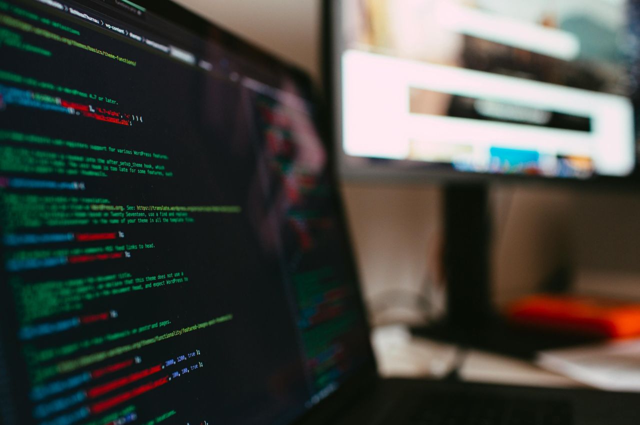 Obsługa błędów w programowaniu PLC - jak zabezpieczyć kod?