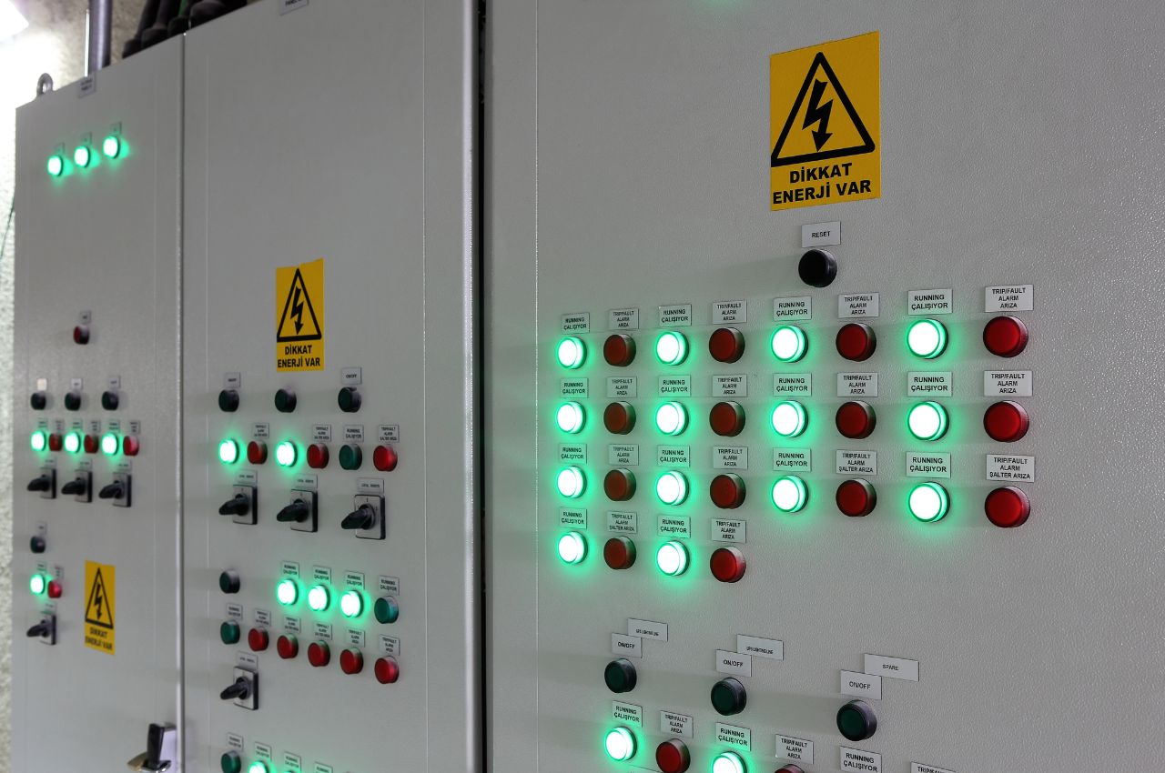 Porównanie protokołów komunikacyjnych: Modbus vs. ProfiBus vs. EtherCAT